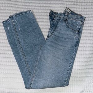Abercrombie & Fitch The 90s Straight Ultra High Rise